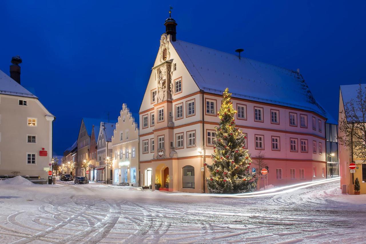 Kh Hotel Mit Restaurant Geisenfeld Exterior photo